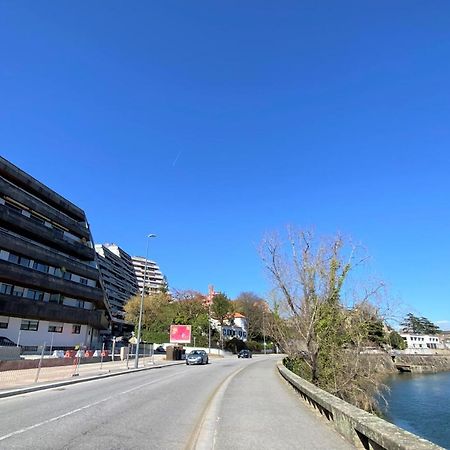 Riverfront Haven Family'S Choice With Free Garage Порто Екстериор снимка