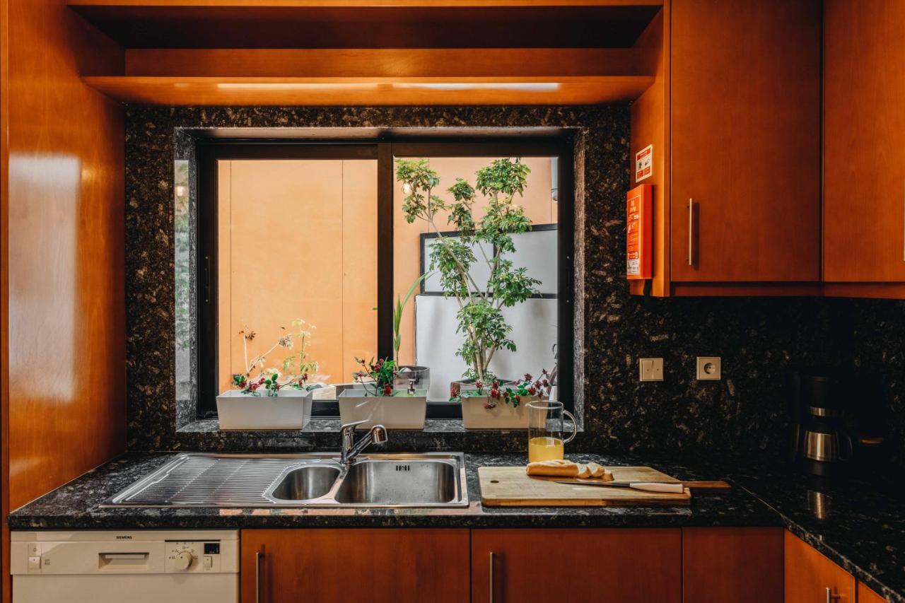 Riverfront Haven Family'S Choice With Free Garage Порто Екстериор снимка