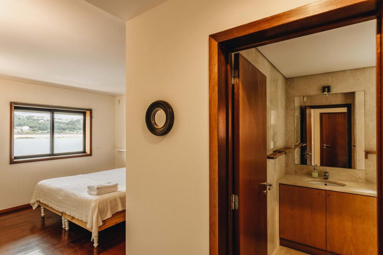 Riverfront Haven Family'S Choice With Free Garage Порто Екстериор снимка